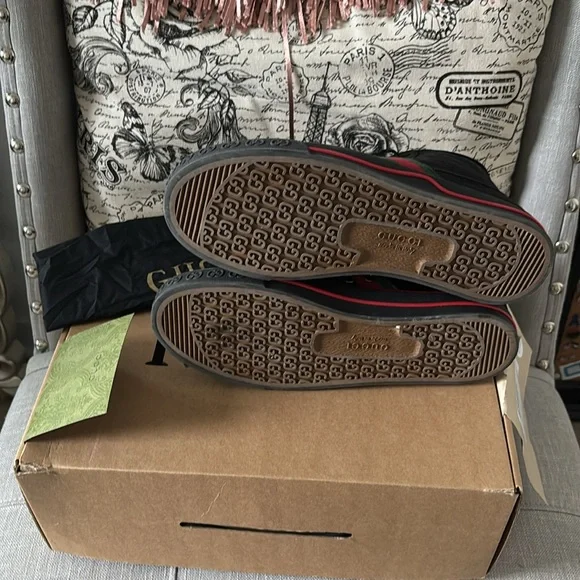 GUCCI Off The Grid high top sneaker. Gucci size 7 and runs big, fits like and 8 - Picture 2 of 5